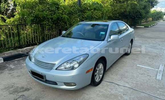 Buy Used Lexus ES 300 Other Car in Bandar Seri Begawan in Brunei-Muara Buy Used Lexus ES 300 Other Car in Bandar Seri Begawan in Brunei-Muara