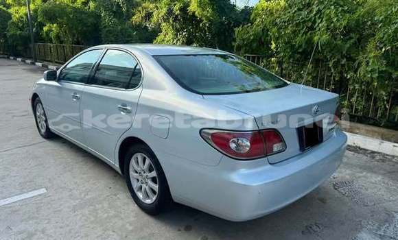 Buy Used Lexus ES 300 Other Car in Bandar Seri Begawan in Brunei-Muara Buy Used Lexus ES 300 Other Car in Bandar Seri Begawan in Brunei-Muara