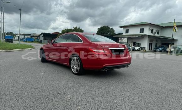 Buy Used Mercedes-Benz E–Class Red Car in Bandar Seri Begawan in Brunei-Muara Buy Used Mercedes-Benz E–Class Red Car in Bandar Seri Begawan in Brunei-Muara