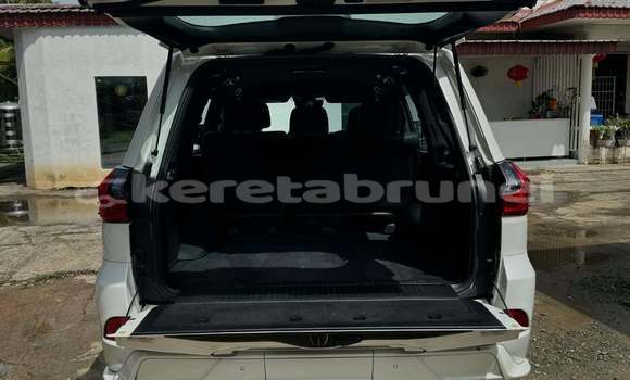 Buy Used Lexus LX 450 White Car in Bandar Seri Begawan in Brunei-Muara Buy Used Lexus LX 450 White Car in Bandar Seri Begawan in Brunei-Muara