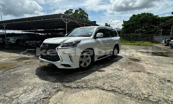 Buy Used Lexus LX 450 White Car in Bandar Seri Begawan in Brunei-Muara Buy Used Lexus LX 450 White Car in Bandar Seri Begawan in Brunei-Muara