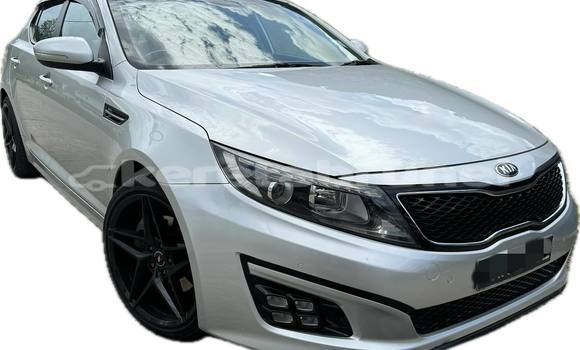 Buy Used Kia Optima White Car in Bandar Seri Begawan in Brunei-Muara Buy Used Kia Optima White Car in Bandar Seri Begawan in Brunei-Muara