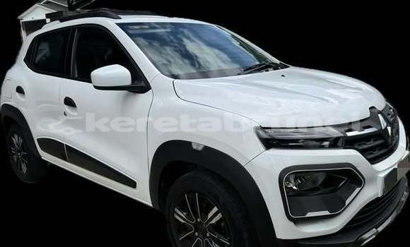 Buy Used Renault KWID White Car in Bandar Seri Begawan in Brunei-Muara Buy Used Renault KWID White Car in Bandar Seri Begawan in Brunei-Muara