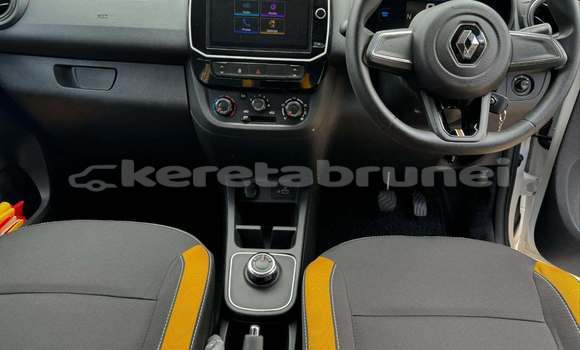 Buy Used Renault KWID White Car in Bandar Seri Begawan in Brunei-Muara Buy Used Renault KWID White Car in Bandar Seri Begawan in Brunei-Muara