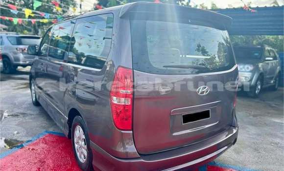 Buy Used Hyundai H1 Other Car in Bandar Seri Begawan in Brunei-Muara Buy Used Hyundai H1 Other Car in Bandar Seri Begawan in Brunei-Muara