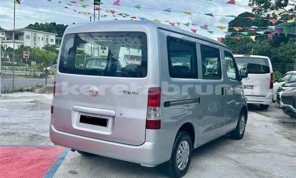 Buy Used Daihatsu Gran Move Other Car in Bandar Seri Begawan in Brunei-Muara Buy Used Daihatsu Gran Move Other Car in Bandar Seri Begawan in Brunei-Muara