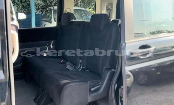 Buy Used Honda Stepwgn Black Car in Bandar Seri Begawan in Brunei-Muara Buy Used Honda Stepwgn Black Car in Bandar Seri Begawan in Brunei-Muara