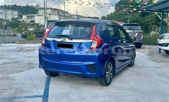 Buy Used Honda Jazz Blue Car in Bandar Seri Begawan in Brunei-Muara Buy Used Honda Jazz Blue Car in Bandar Seri Begawan in Brunei-Muara