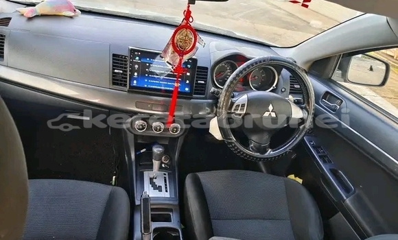Buy Used Mitsubishi Lancer White Car in Kuala Belait in Belait Buy Used Mitsubishi Lancer White Car in Kuala Belait in Belait