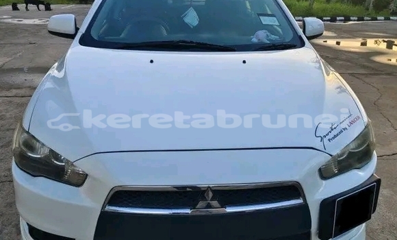Buy Used Mitsubishi Lancer White Car in Kuala Belait in Belait Buy Used Mitsubishi Lancer White Car in Kuala Belait in Belait
