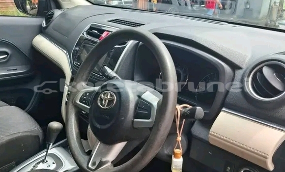 Buy Used Toyota Rush Black Car in Kuala Belait in Belait Buy Used Toyota Rush Black Car in Kuala Belait in Belait