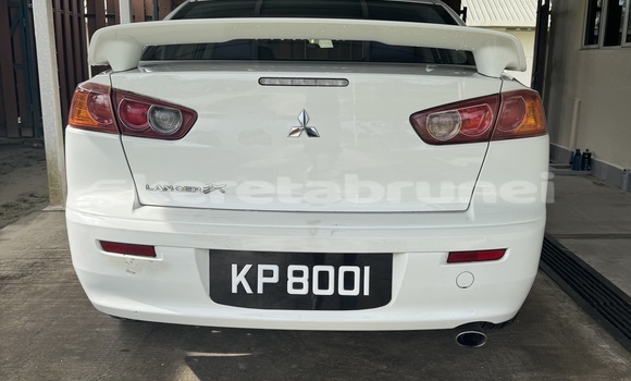 Buy Used Mitsubishi Lancer White Car in Seria in Belait Buy Used Mitsubishi Lancer White Car in Seria in Belait