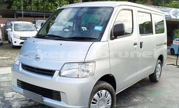 Buy Used Daihatsu Gran Move Other Car in Bandar Seri Begawan in Brunei-Muara