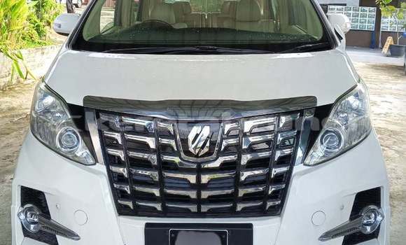 Buy Used Toyota Alphard White Car in Bandar Seri Begawan in Brunei-Muara Buy Used Toyota Alphard White Car in Bandar Seri Begawan in Brunei-Muara