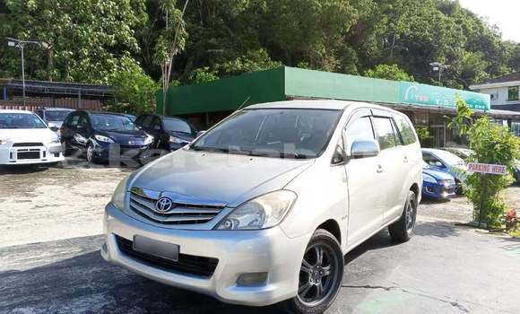 Buy Used Toyota innova Other Car in Bandar Seri Begawan in Brunei-Muara Buy Used Toyota innova Other Car in Bandar Seri Begawan in Brunei-Muara