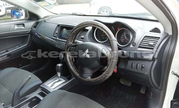 Buy Used Mitsubishi Lancer White Car in Bandar Seri Begawan in Brunei-Muara Buy Used Mitsubishi Lancer White Car in Bandar Seri Begawan in Brunei-Muara