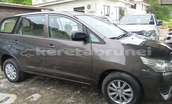 Buy Used Toyota innova Black Car in Bandar Seri Begawan in Brunei-Muara Buy Used Toyota innova Black Car in Bandar Seri Begawan in Brunei-Muara