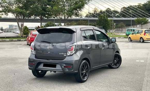 Buy Used Toyota Vigo Black Car in Bandar Seri Begawan in Brunei-Muara Buy Used Toyota Vigo Black Car in Bandar Seri Begawan in Brunei-Muara