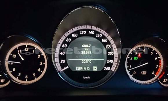 Buy Used Mercedes-Benz E–Class White Car in Bandar Seri Begawan in Brunei-Muara Buy Used Mercedes-Benz E–Class White Car in Bandar Seri Begawan in Brunei-Muara