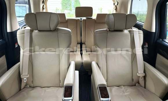 Buy Used Toyota Alphard White Car in Bandar Seri Begawan in Brunei-Muara Buy Used Toyota Alphard White Car in Bandar Seri Begawan in Brunei-Muara