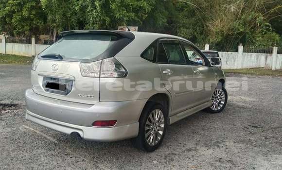 Buy Used Lexus RX 300 Other Car in Bandar Seri Begawan in Brunei-Muara Buy Used Lexus RX 300 Other Car in Bandar Seri Begawan in Brunei-Muara