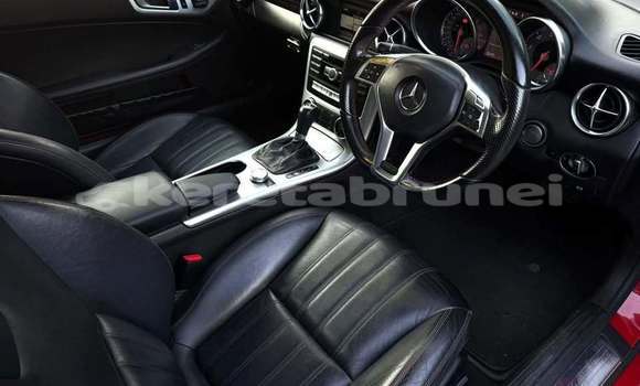 Buy Used Mercedes-Benz SLK–Class Red Car in Bandar Seri Begawan in Brunei-Muara Buy Used Mercedes-Benz SLK–Class Red Car in Bandar Seri Begawan in Brunei-Muara