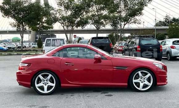 Buy Used Mercedes-Benz SLK–Class Red Car in Bandar Seri Begawan in Brunei-Muara Buy Used Mercedes-Benz SLK–Class Red Car in Bandar Seri Begawan in Brunei-Muara