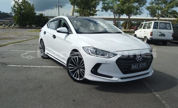 Buy Used Hyundai Elantra White Car in Bandar Seri Begawan in Brunei-Muara Buy Used Hyundai Elantra White Car in Bandar Seri Begawan in Brunei-Muara