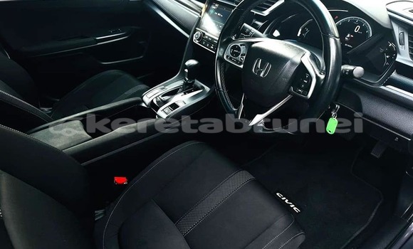 Buy Used Honda Civic White Car in Bandar Seri Begawan in Brunei-Muara Buy Used Honda Civic White Car in Bandar Seri Begawan in Brunei-Muara