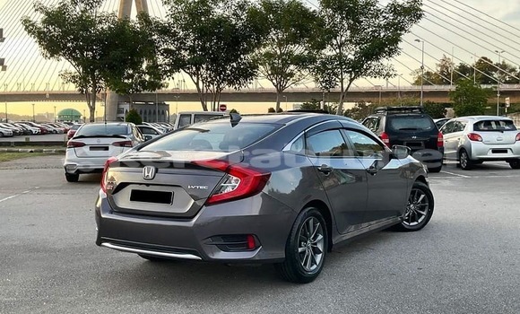Buy Used Honda Civic White Car in Bandar Seri Begawan in Brunei-Muara Buy Used Honda Civic White Car in Bandar Seri Begawan in Brunei-Muara