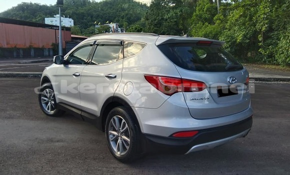 Buy Used Hyundai Santa Fe Other Car in Bandar Seri Begawan in Brunei-Muara Buy Used Hyundai Santa Fe Other Car in Bandar Seri Begawan in Brunei-Muara