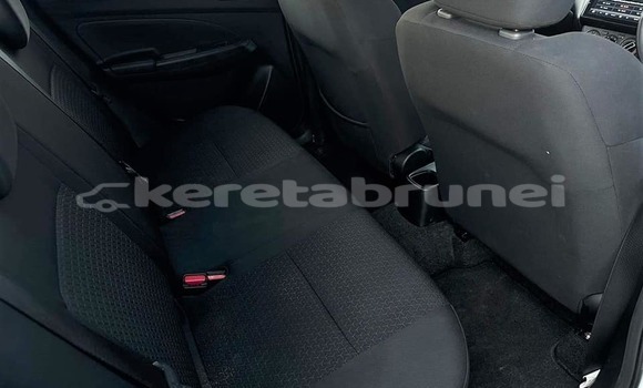 Buy Used Suzuki Swift White Car in Bandar Seri Begawan in Brunei-Muara Buy Used Suzuki Swift White Car in Bandar Seri Begawan in Brunei-Muara