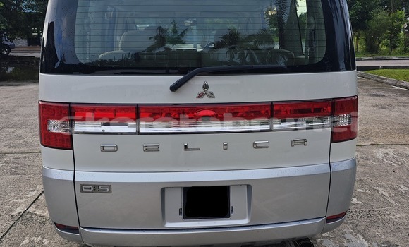 Buy Used Mitsubishi Delica Other Car in Bandar Seri Begawan in Brunei-Muara Buy Used Mitsubishi Delica Other Car in Bandar Seri Begawan in Brunei-Muara