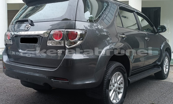 Buy Used Toyota Fortuner Black Car in Bandar Seri Begawan in Brunei-Muara Buy Used Toyota Fortuner Black Car in Bandar Seri Begawan in Brunei-Muara