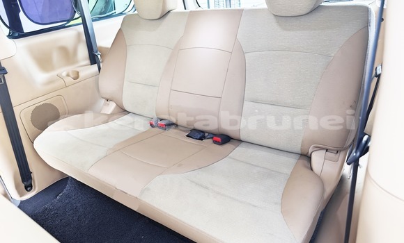 Buy Used Hyundai H1 White Car in Bandar Seri Begawan in Brunei-Muara Buy Used Hyundai H1 White Car in Bandar Seri Begawan in Brunei-Muara