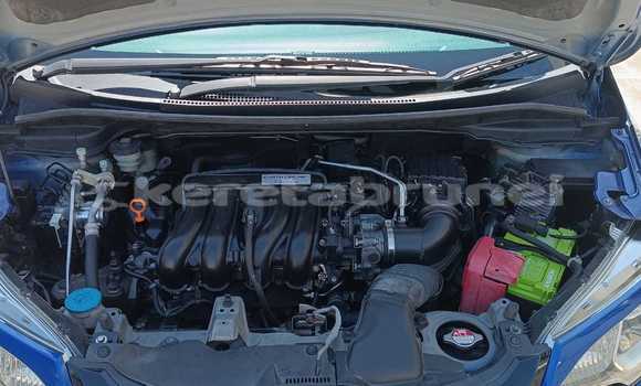 Buy Used Honda Jazz Blue Car in Bandar Seri Begawan in Brunei-Muara Buy Used Honda Jazz Blue Car in Bandar Seri Begawan in Brunei-Muara