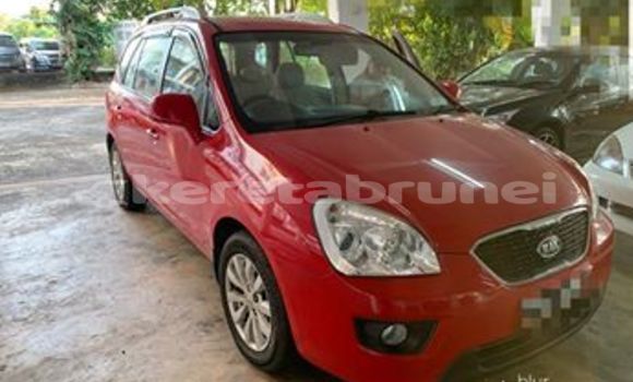 Buy Used Kia Carens Red Car in Bandar Seri Begawan in Brunei-Muara Buy Used Kia Carens Red Car in Bandar Seri Begawan in Brunei-Muara
