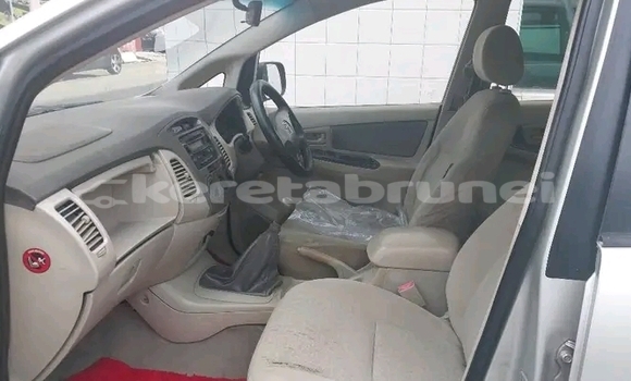 Buy Used Toyota innova Other Car in Bandar Seri Begawan in Brunei-Muara Buy Used Toyota innova Other Car in Bandar Seri Begawan in Brunei-Muara