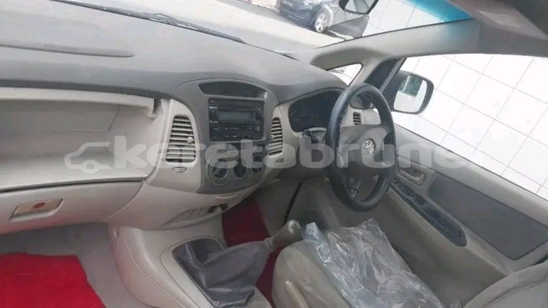 Big with watermark toyota innova brunei muara bandar seri begawan 7294