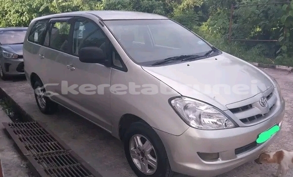 Buy Used Toyota innova Other Car in Bandar Seri Begawan in Brunei-Muara Buy Used Toyota innova Other Car in Bandar Seri Begawan in Brunei-Muara