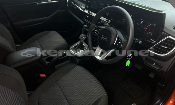 Buy Used Kia Sedona Red Car in Bandar Seri Begawan in Brunei-Muara Buy Used Kia Sedona Red Car in Bandar Seri Begawan in Brunei-Muara