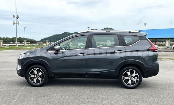 Buy Used Mitsubishi Xpander Black Car in Bandar Seri Begawan in Brunei-Muara Buy Used Mitsubishi Xpander Black Car in Bandar Seri Begawan in Brunei-Muara