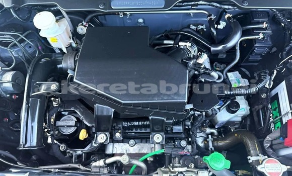 Buy Used Suzuki Samurai Green Car in Bandar Seri Begawan in Brunei-Muara Buy Used Suzuki Samurai Green Car in Bandar Seri Begawan in Brunei-Muara