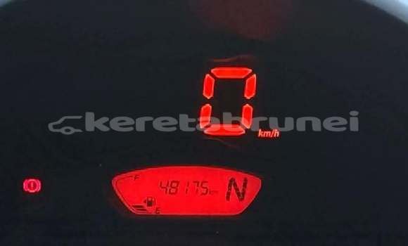 Buy Used Suzuki Samurai Green Car in Bandar Seri Begawan in Brunei-Muara Buy Used Suzuki Samurai Green Car in Bandar Seri Begawan in Brunei-Muara