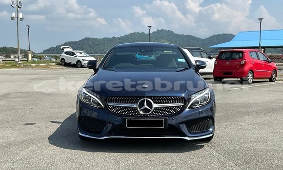 Buy Used Mercedes-Benz C–Class Blue Car in Bandar Seri Begawan in Brunei-Muara Buy Used Mercedes-Benz C–Class Blue Car in Bandar Seri Begawan in Brunei-Muara