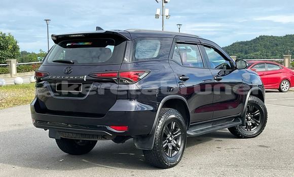Buy Used Toyota Fortuner Black Car in Bandar Seri Begawan in Brunei-Muara Buy Used Toyota Fortuner Black Car in Bandar Seri Begawan in Brunei-Muara
