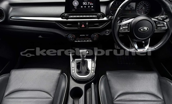 Buy Used Kia Cerato Blue Car in Bandar Seri Begawan in Brunei-Muara Buy Used Kia Cerato Blue Car in Bandar Seri Begawan in Brunei-Muara