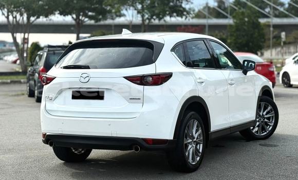 Buy Used Mazda CX-5 White Car in Bandar Seri Begawan in Brunei-Muara Buy Used Mazda CX-5 White Car in Bandar Seri Begawan in Brunei-Muara