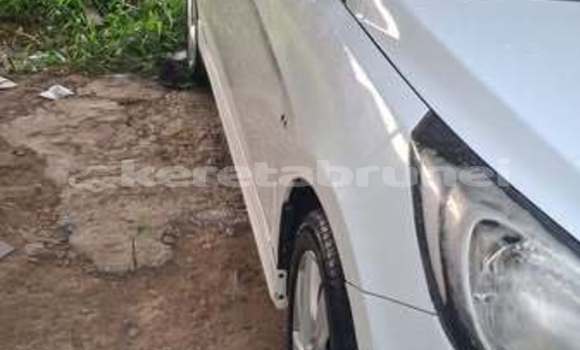 Buy Used Hyundai Accent Other Car in Bandar Seri Begawan in Brunei-Muara Buy Used Hyundai Accent Other Car in Bandar Seri Begawan in Brunei-Muara