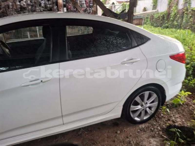 Big with watermark hyundai accent brunei muara bandar seri begawan 7327